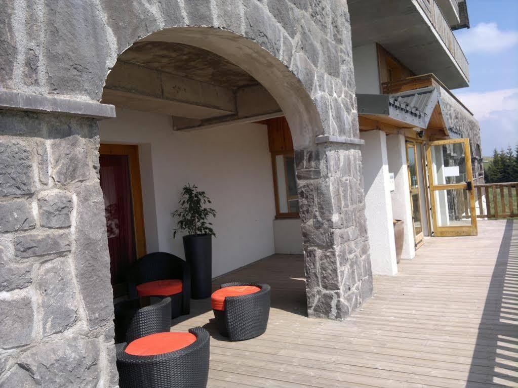 سوبر بيس O - Sancy Residence De Tourisme المظهر الخارجي الصورة